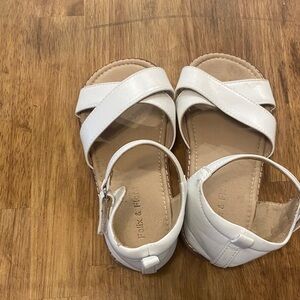 Folk & Flora White Kids Sandals